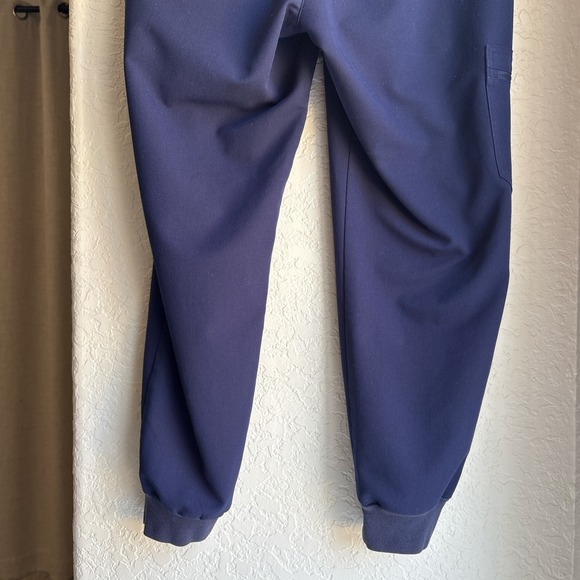 FIGS Zamora Womens Medium Petite Scrub Pants Navy Blue Jogger W18SW2005P - Picture 5 of 11